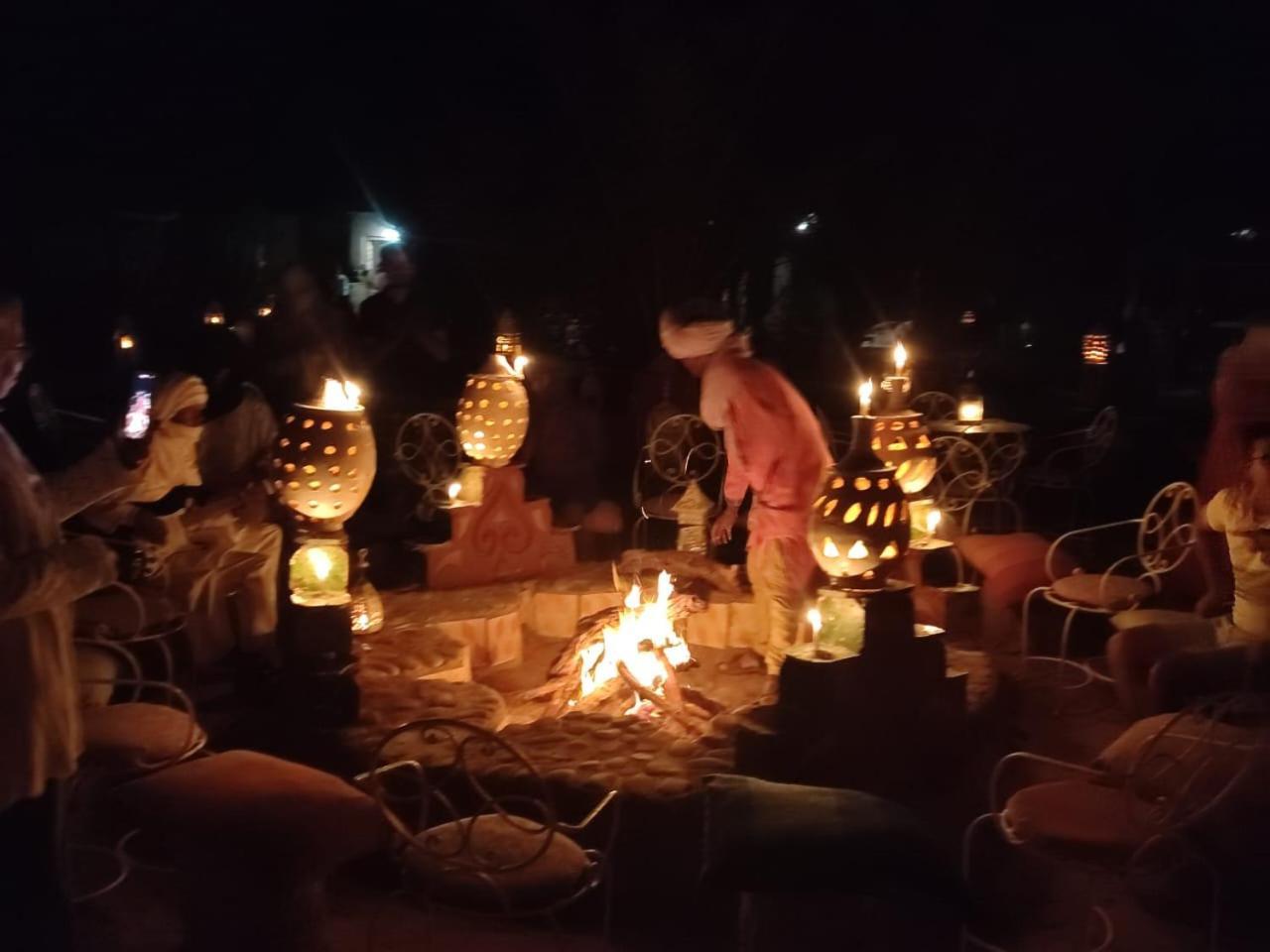 Desert Bivouac Mhamid Luaran gambar