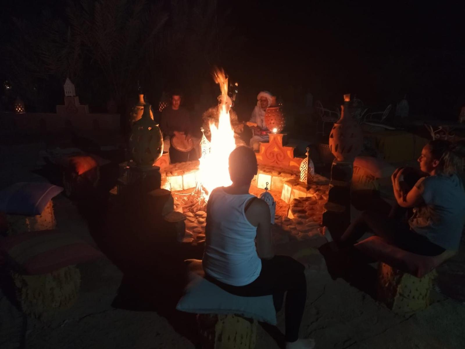 Desert Bivouac Mhamid Luaran gambar